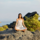 SwaSwara: Meditation am Strand